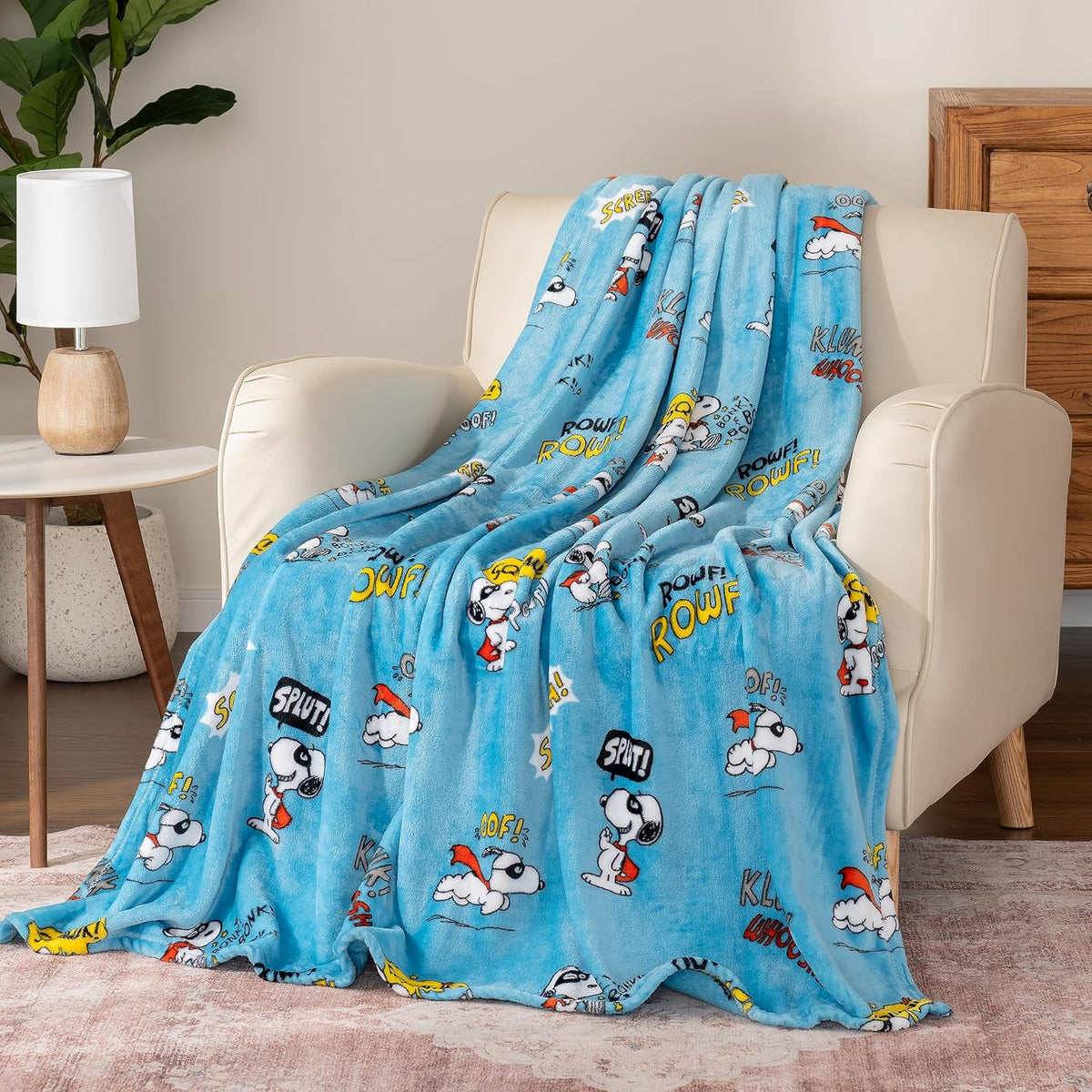Berkshire Blanket Peanuts® VelvetLoft® Manta de Felpa con Personaje...