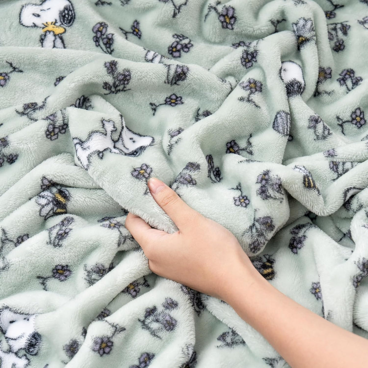 Manta de lana Berkshire Blanket Peanuts® VelvetLoft® Caracteres lin...