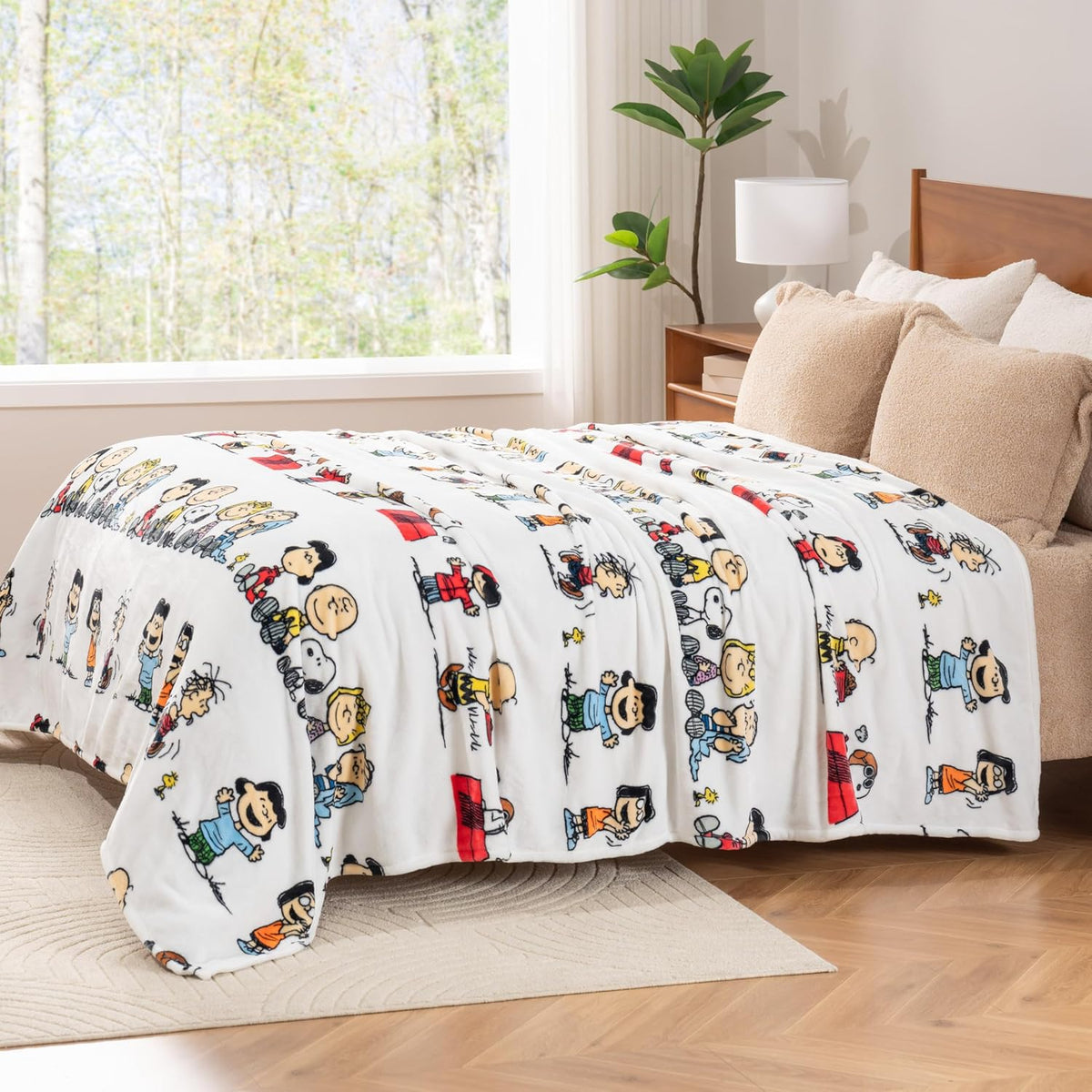 Manta de Berkshire Blanket Peanuts® VelvetLoft® de personaje encant...