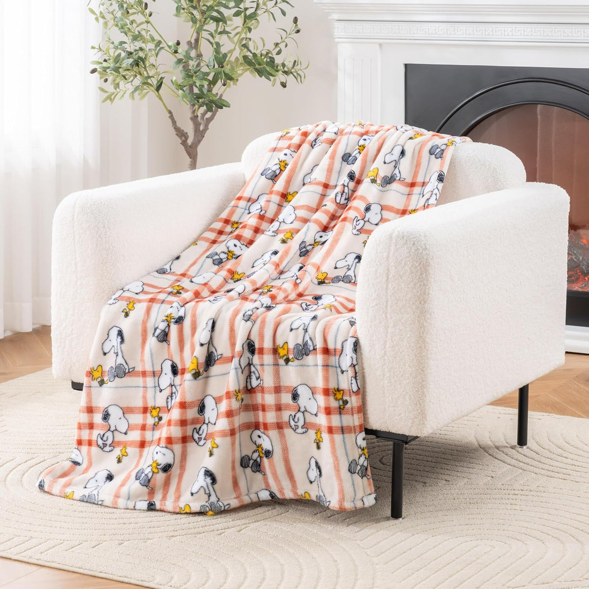 Berkshire Blanket Peanuts VelvetLoft Manta de Felpa con Personaje T...
