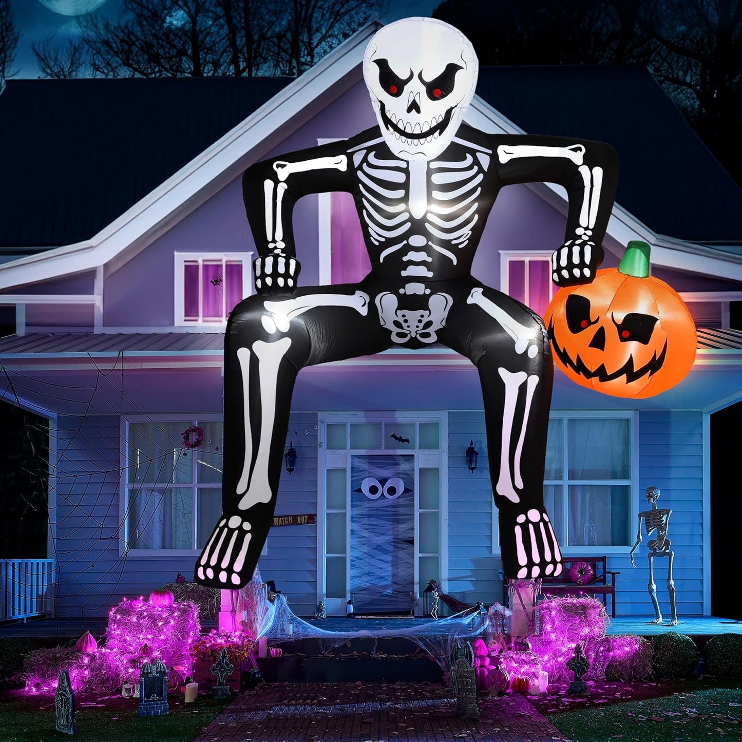 JOYIN - Esqueleto inflable de Halloween de 8.5 pies, esqueleto infl...