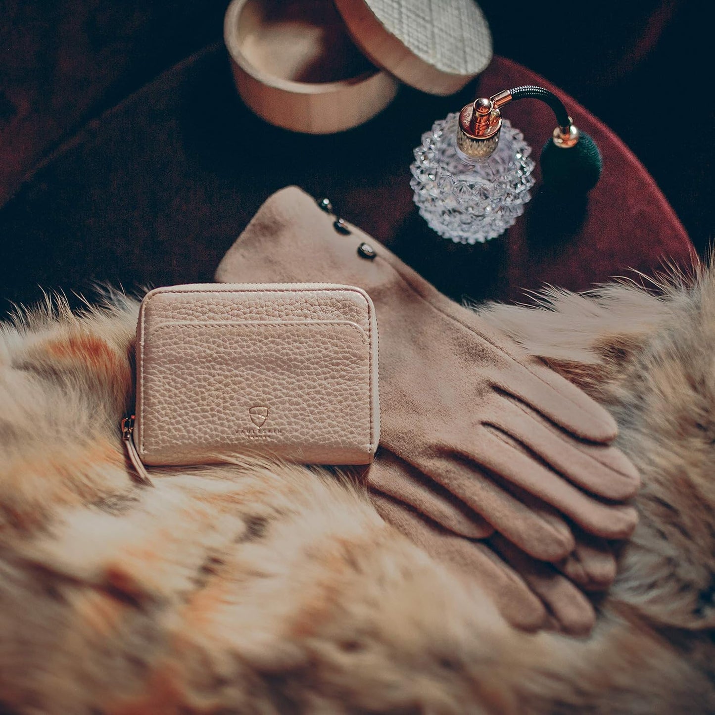 Vaultskin Cartera pequeña para mujer, tarjetero de cuero con bloque...