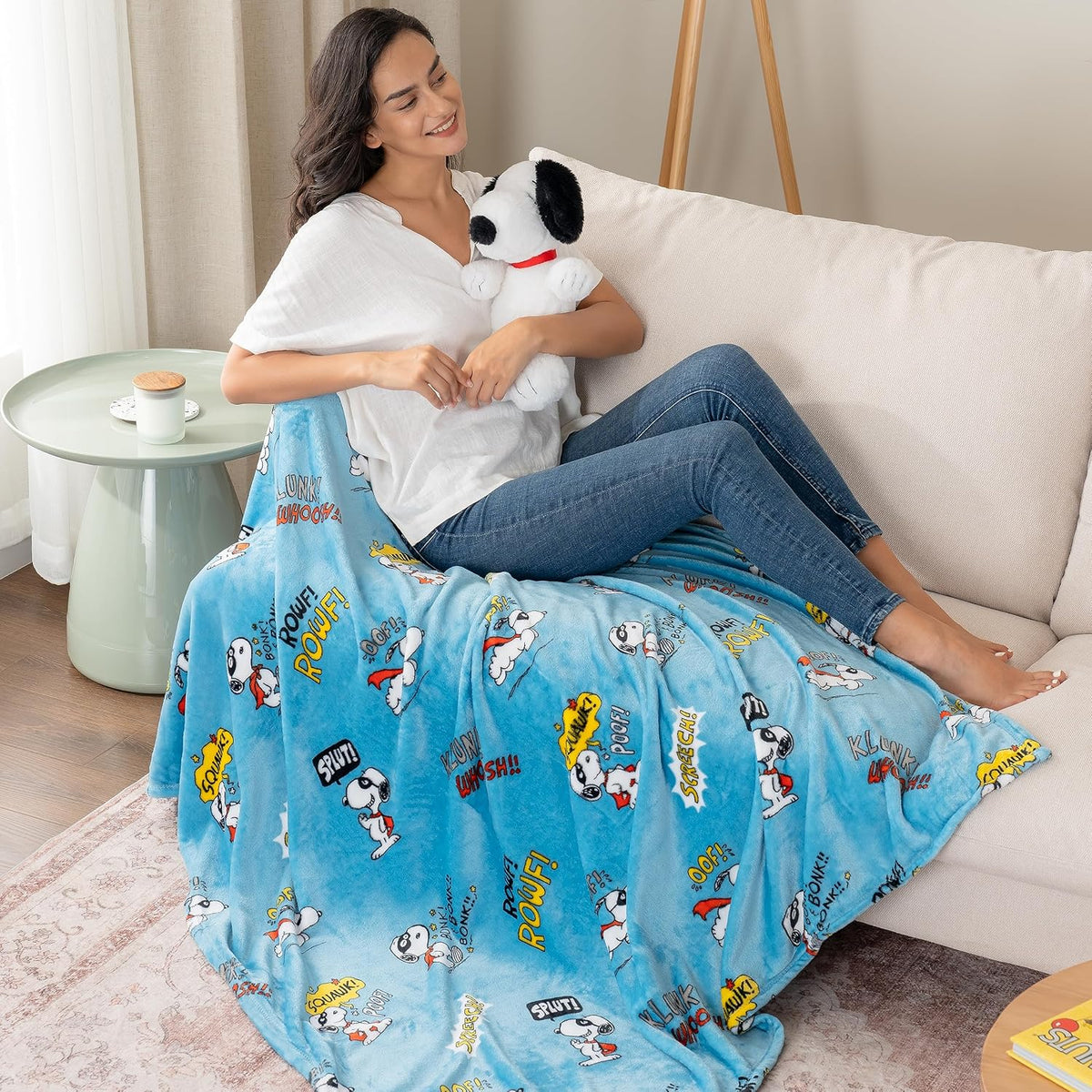 Berkshire Blanket Peanuts® VelvetLoft® Manta de Felpa con Personaje...