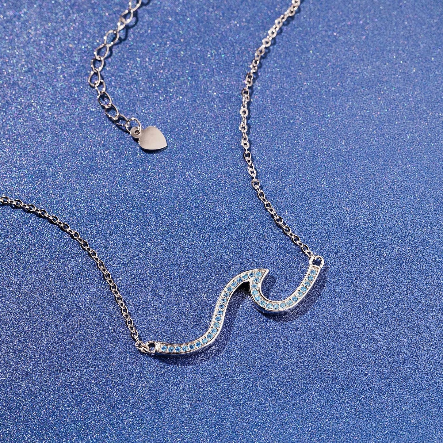 Collar con dije de plata de ley 925 con cadena de eslabones ajustab...